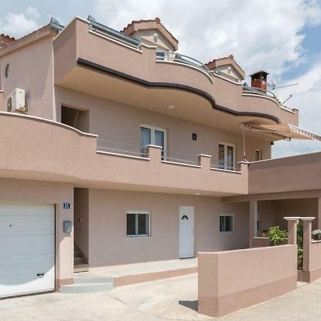 Apartments Mira Kaštela Buitenkant foto